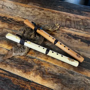 First Hawk Flöte in A-Moll | Pappel oder Spanische Zeder | 45 cm