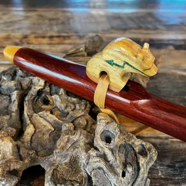 Lightning Bear Gebetsflöte in G | Padouk-Holz | von Miguel Medina