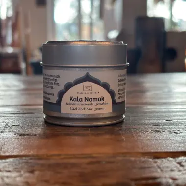 Schwarzes Salz (Kala Namak), gemahlen