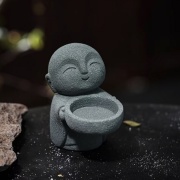 Figur | Zen-Mönch Kerzenhalter | Sandstein