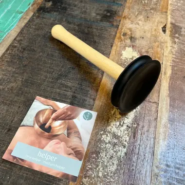 Hess Klangschalen-Helfer – präzises Führen für Therapie & Klangarbeit