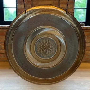 WOM KI Gong – Der Klang der inneren Weite | ø 90 cm | Edelstahl-Gong