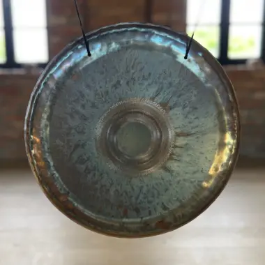 Wom VOX Gong | Handgefertigter Edelstahl-Gong | 40 cm