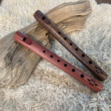 Pocket Spirit Flöte in G-Moll | aromatische Zeder oder Walnuss | Kinder Flöte