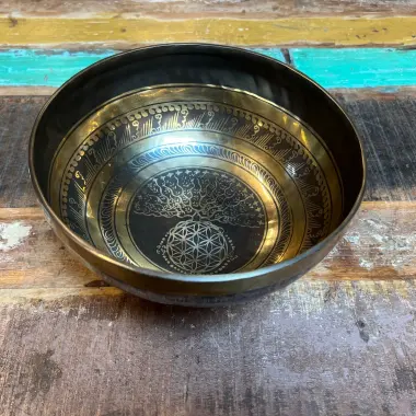 Klangschale mit Shri Yantra | ø 24.8 cm | Ton ~ C# | Merkur (ca. 139–141 Hz)