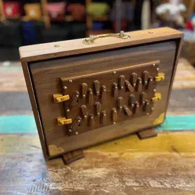 Teakholz Bass Shruti Box | Gross | 2. Oktaven Tonumfang C2–B3 in 440 Hz