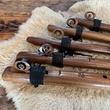 Chakra Flöten | Hohes C bis Bass C-Moll | Walnussholz | High Spirits