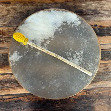 Schamanentrommelstock aus Weide mit Lederklöppel