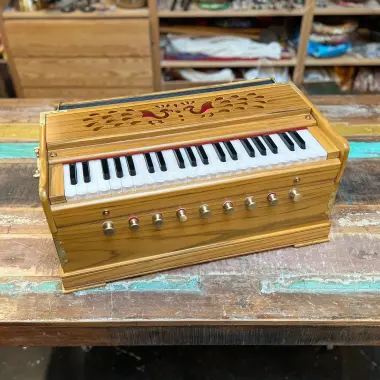"Radha Peacock Harmonium" | 3½Oktaven | Teakholz Edition | 432 Hz